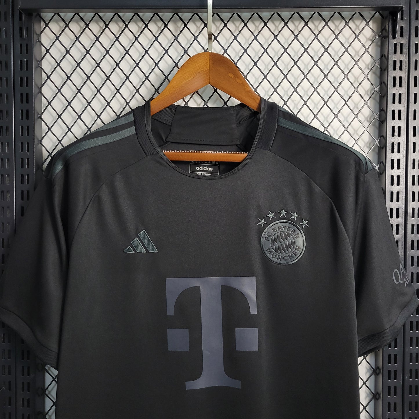 Camiseta Bayern Munich 2023 2024 Completa Negra