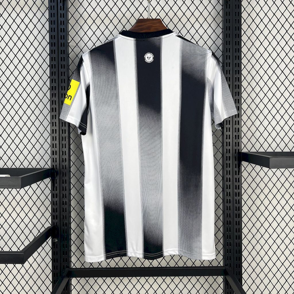 Maillot Newcastle Domicile 25/26
