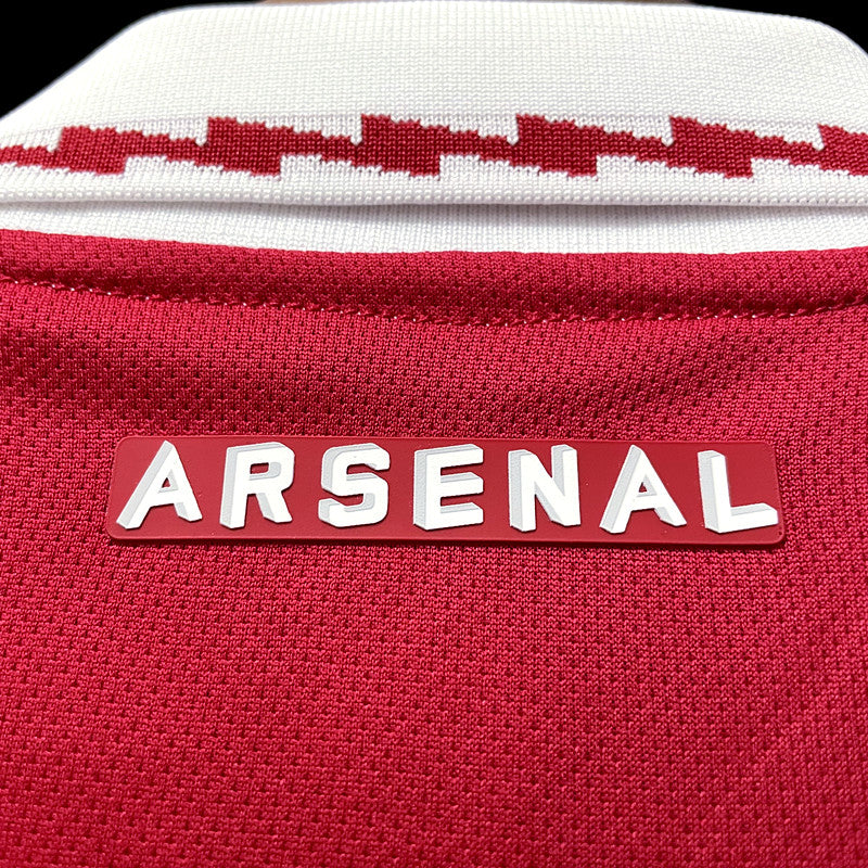 Maglia casalinga dell'Arsenal 2022 2023