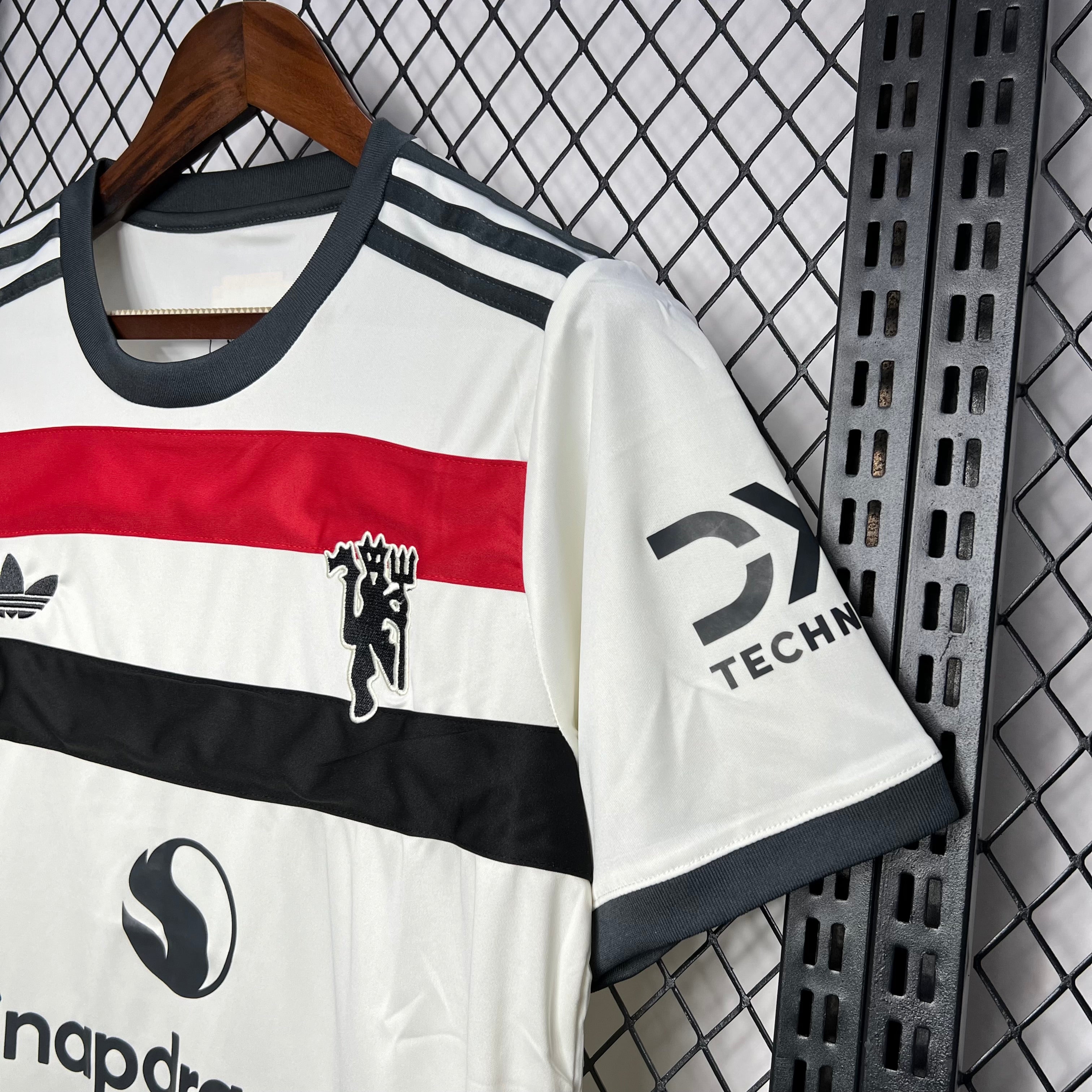 Terza maglia Manchester United 2024/2025