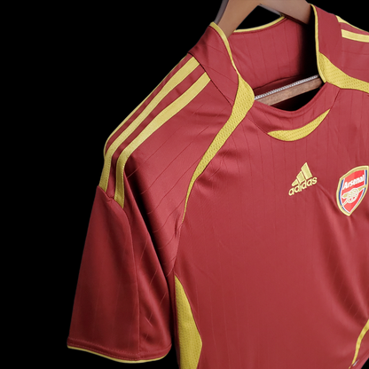 Colección Retro De Camisetas Del Arsenal 2021