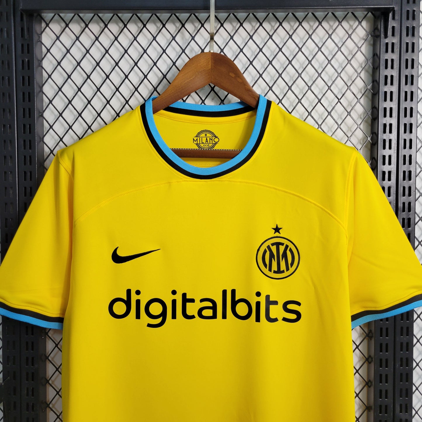 Camiseta del Inter de Milán 2022/23