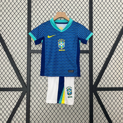 Equipación de visitante de Brasil para niños 24/25