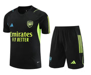 Kit da allenamento dell'Arsenal 23/24