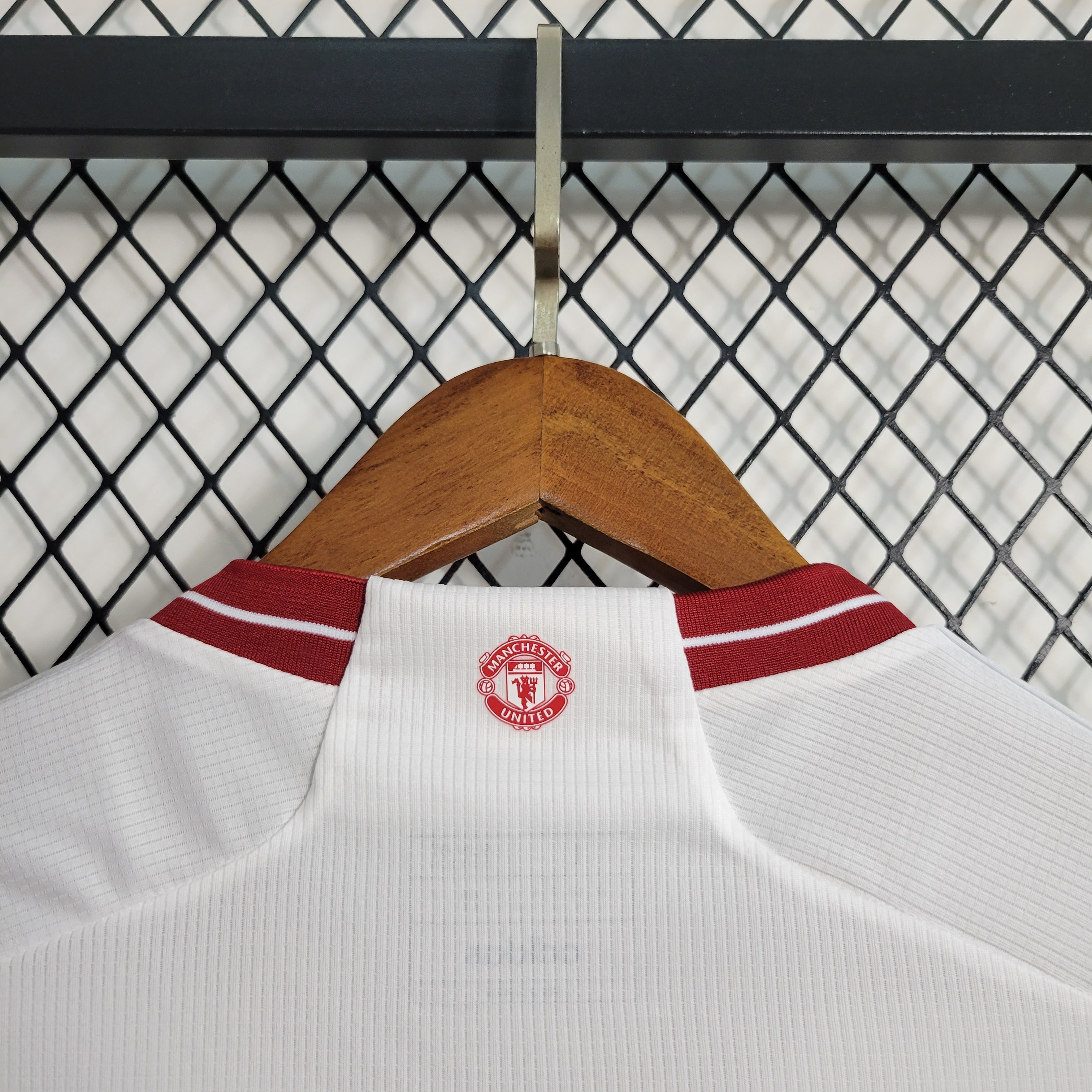 Maglia da trasferta del Manchester United 2023 2024