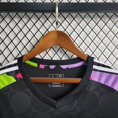 Maglia Manchester United Edizione “Love Unites” 2024