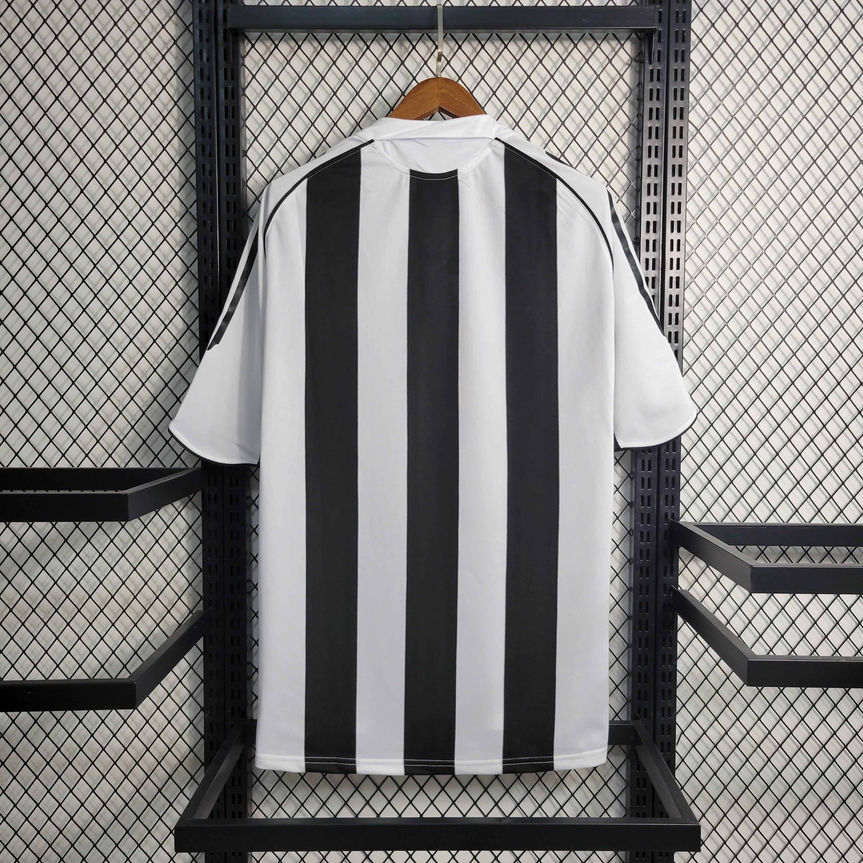 Maglia storica Newcastle 2004 2006