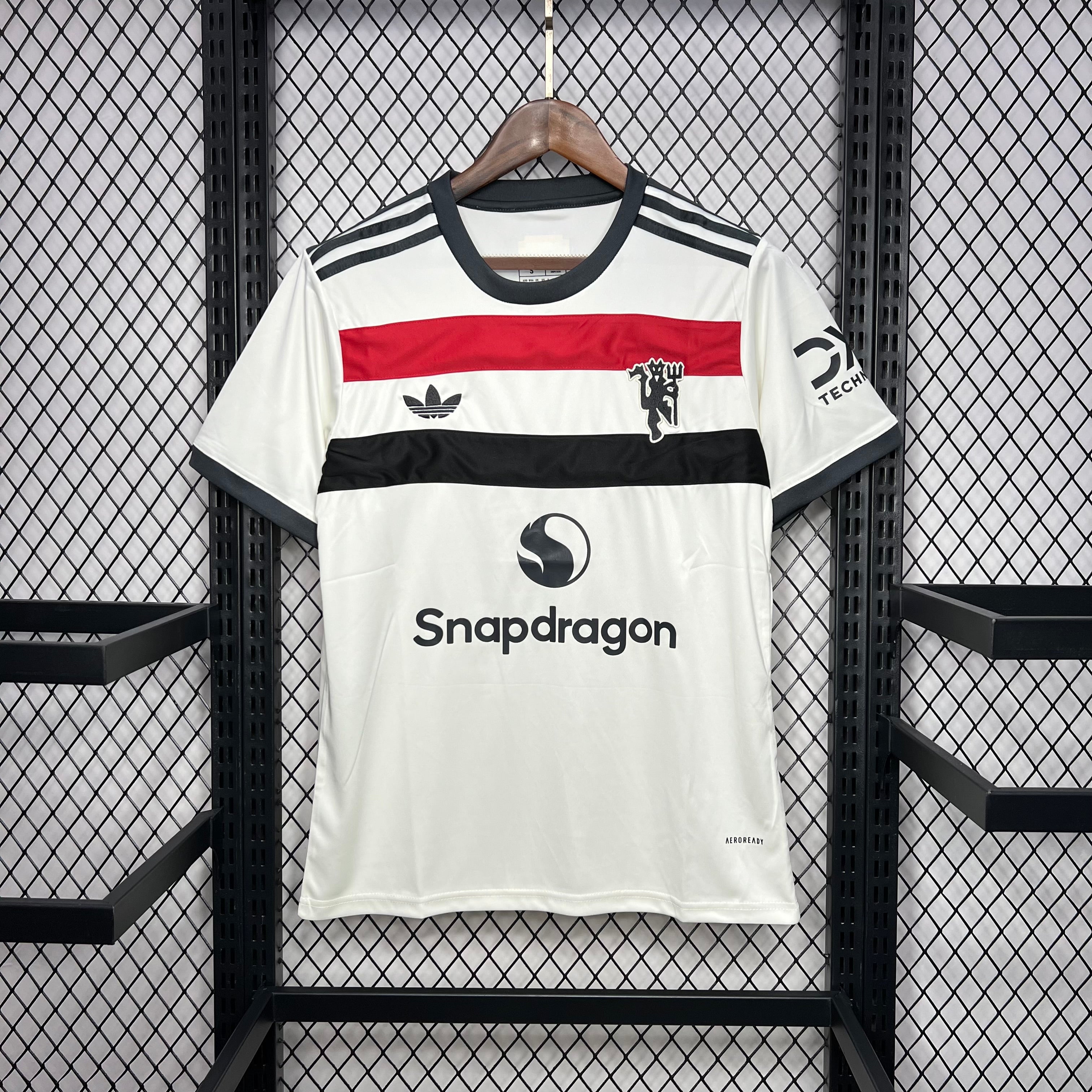 Terza maglia Manchester United 2024/2025