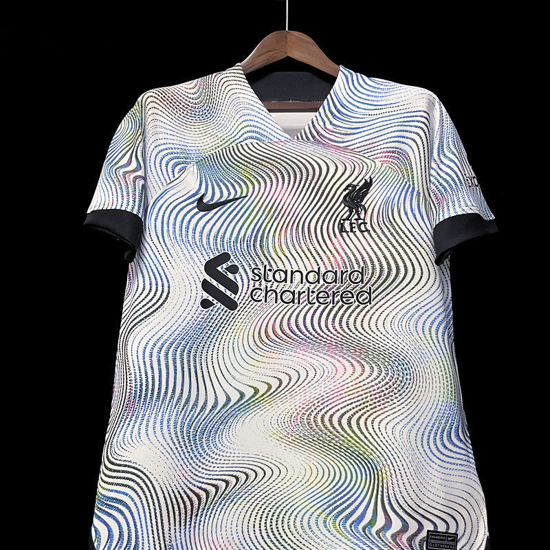 Maglia da trasferta del Liverpool 2022/23