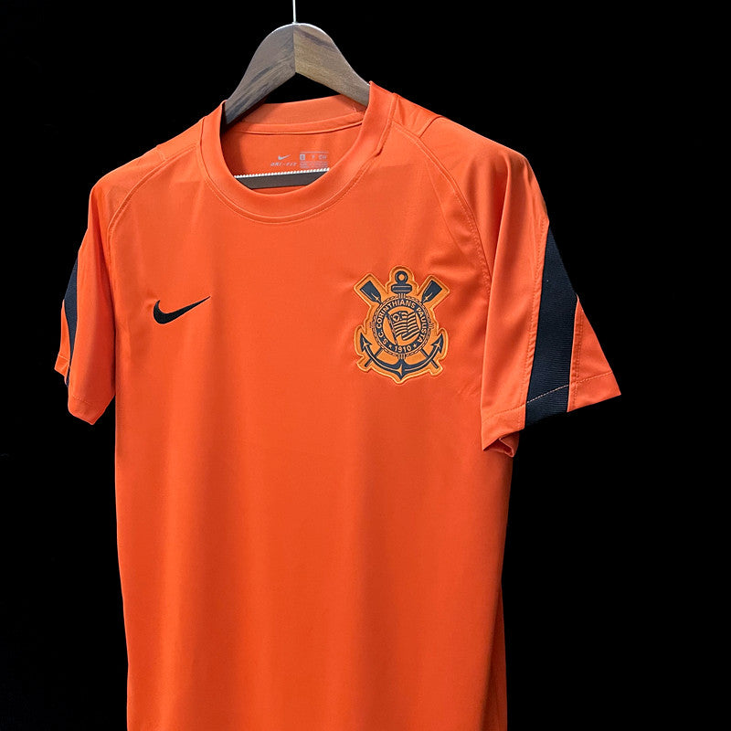 Camiseta prepartido del Corinthians 2022/23