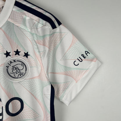 Kit Enfant Ajax 2023 2024