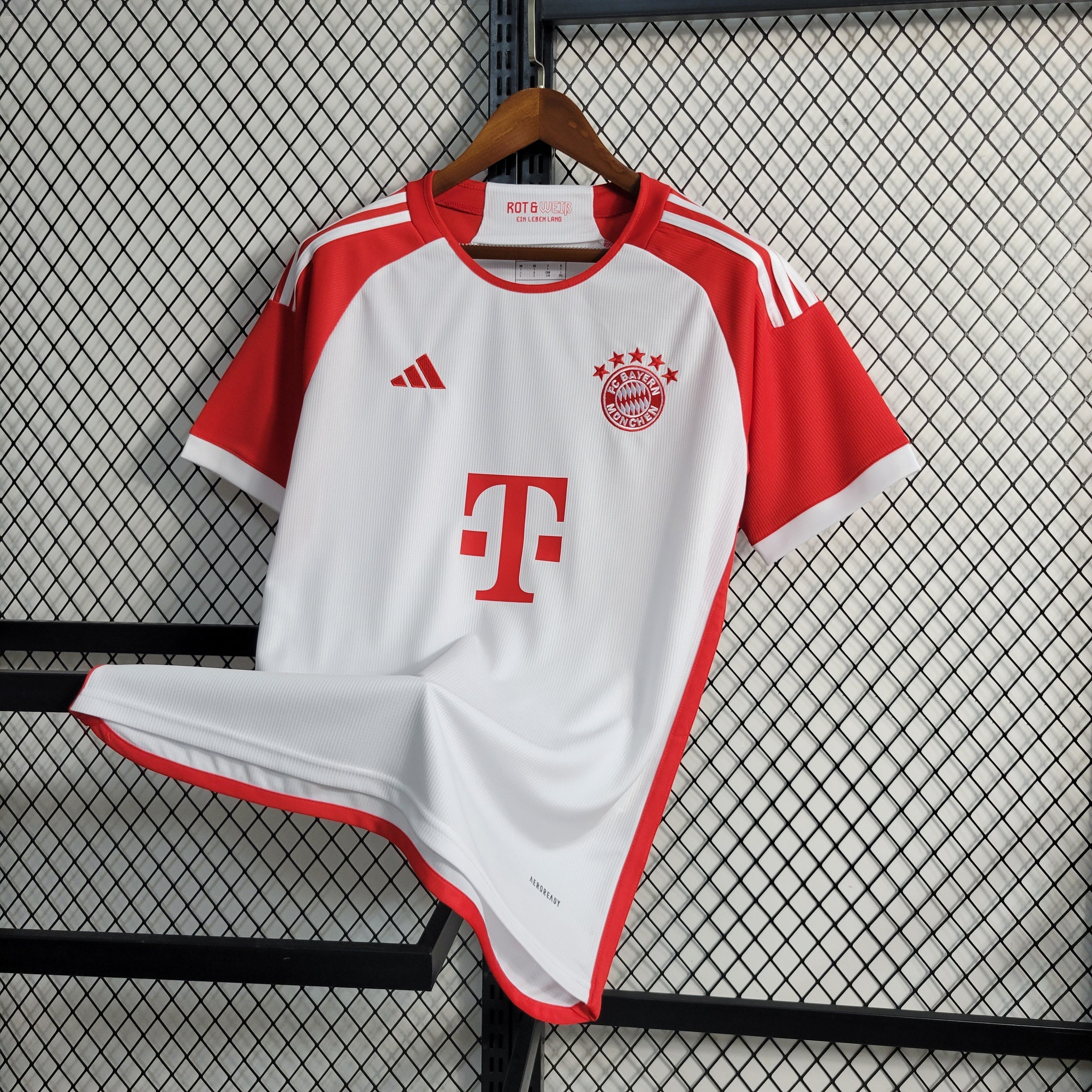Maglia Bayern Monaco 2023 2024 casa