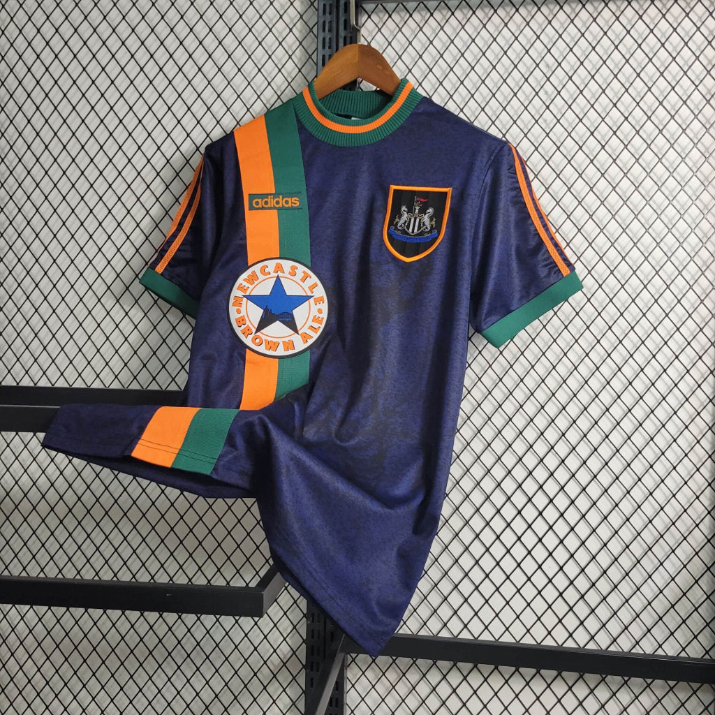 Camiseta de fútbol de Newcastle Retro 1997 1998