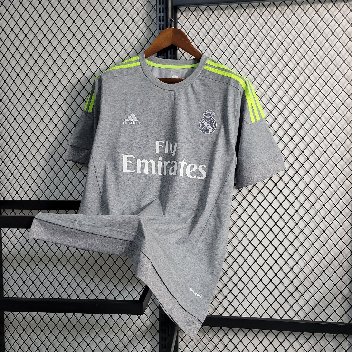 Camiseta Real Madrid Retro 2015 2016