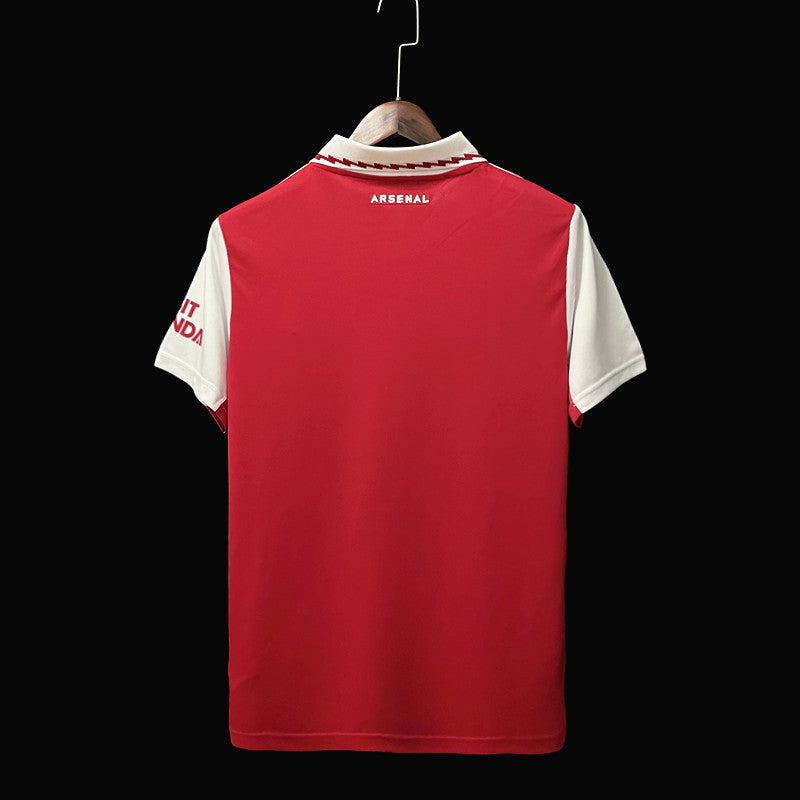 Maglia casalinga dell'Arsenal 2022 2023