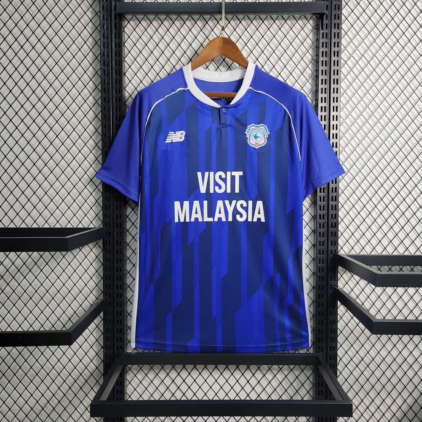 Cardiff City maillot domicile 2023 2024