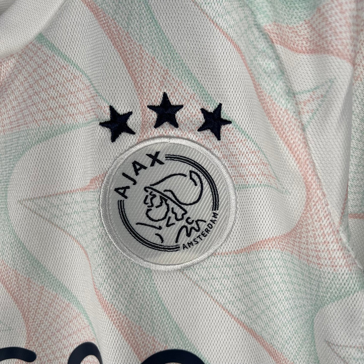 Kit Enfant Ajax 2023 2024