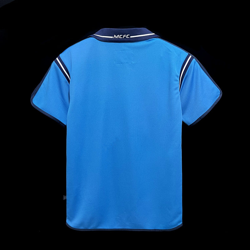 Camiseta retro del Manchester City