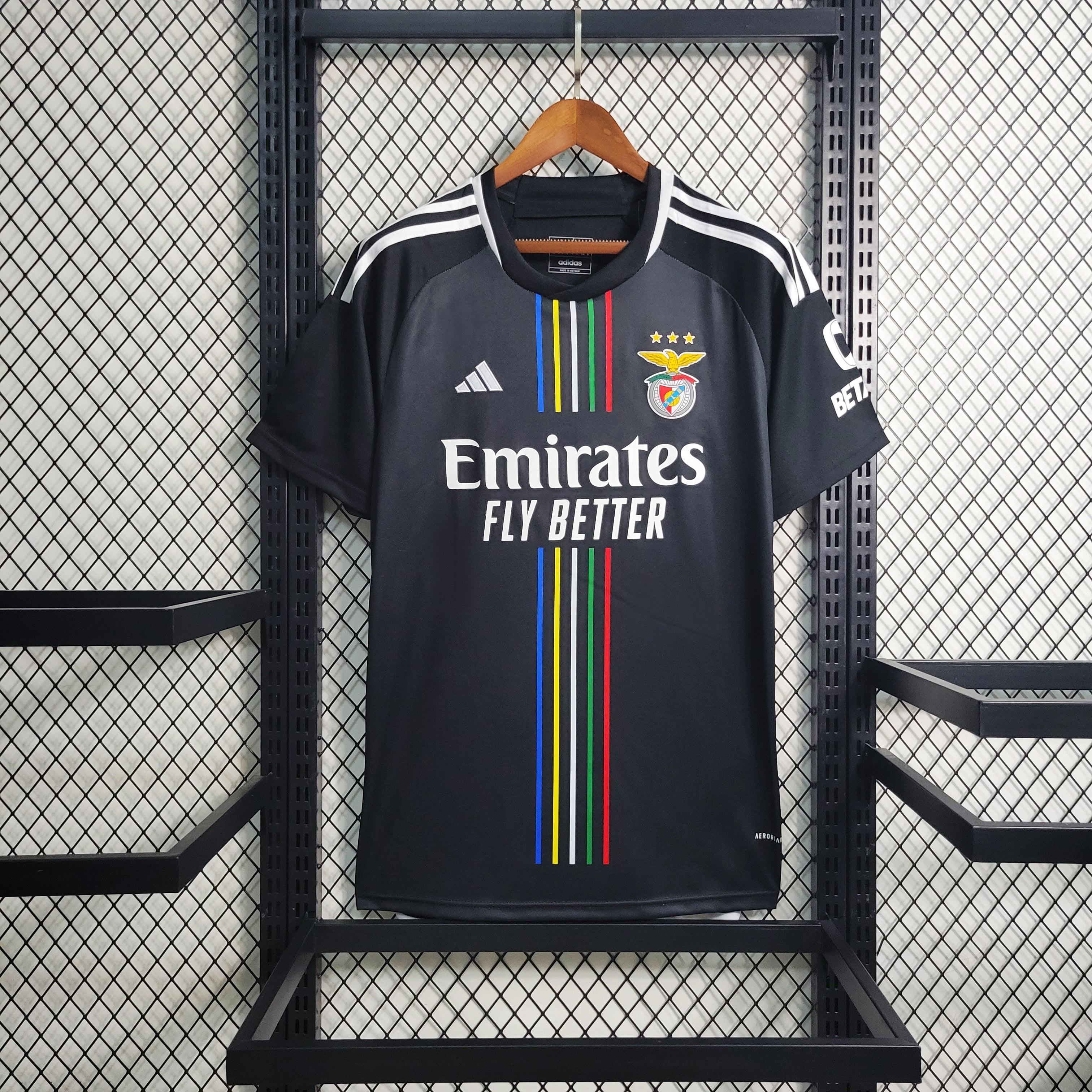 Maglia nera da trasferta del Benfica 2023 2024