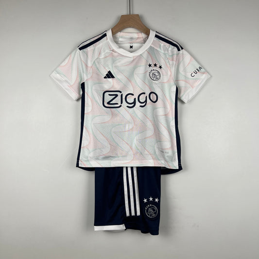 Equipación infantil Ajax 2023 2024