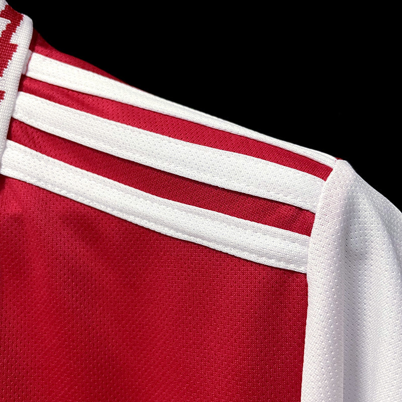 Maglia casalinga dell'Arsenal 2022 2023