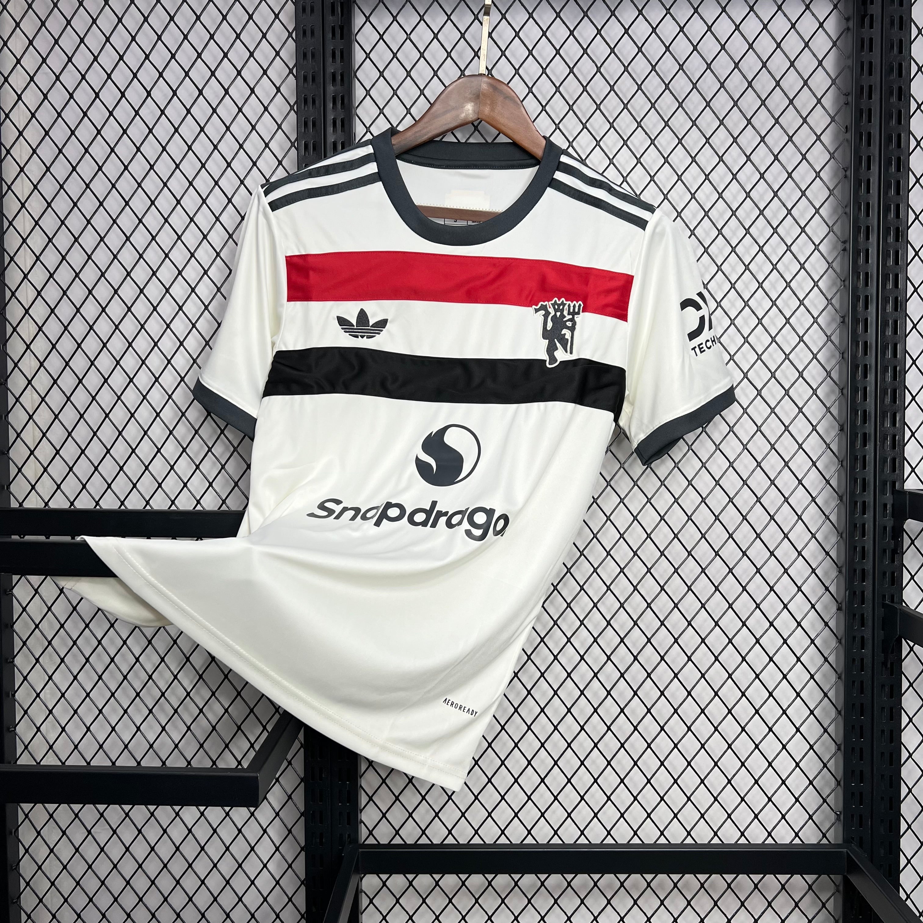 Terza maglia Manchester United 2024/2025