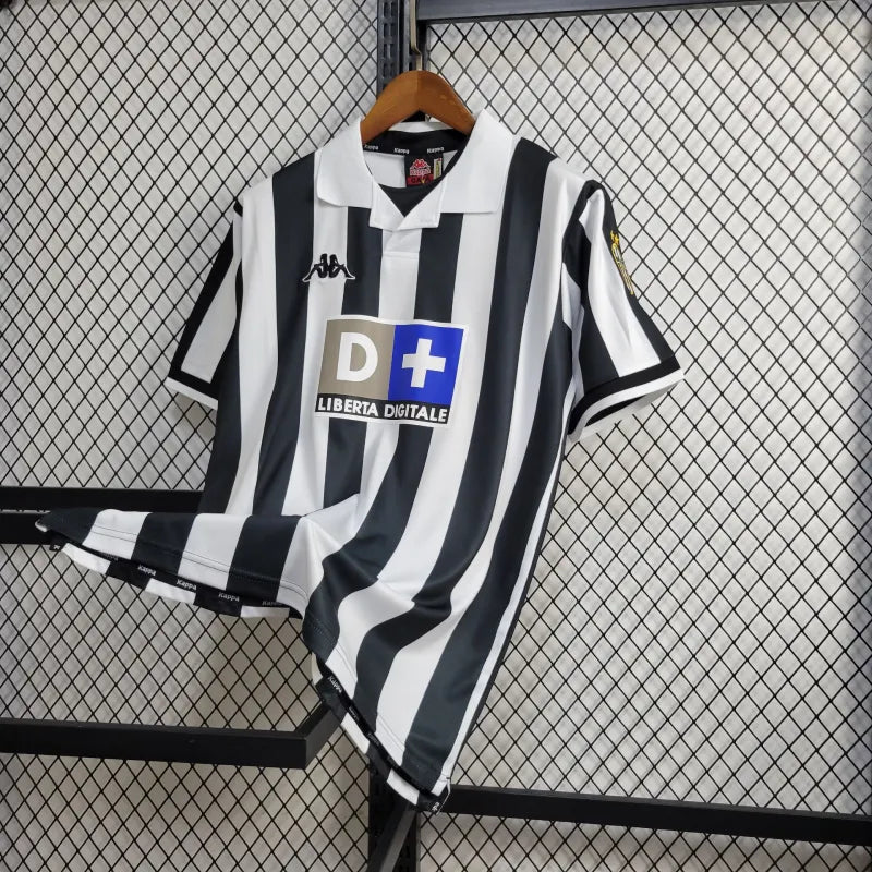 Camiseta retro de local de la Juventus 1998/99