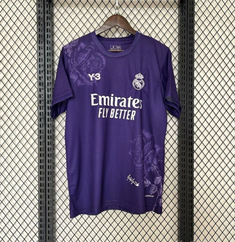 - Maglia quarta Y-3 del Real Madrid