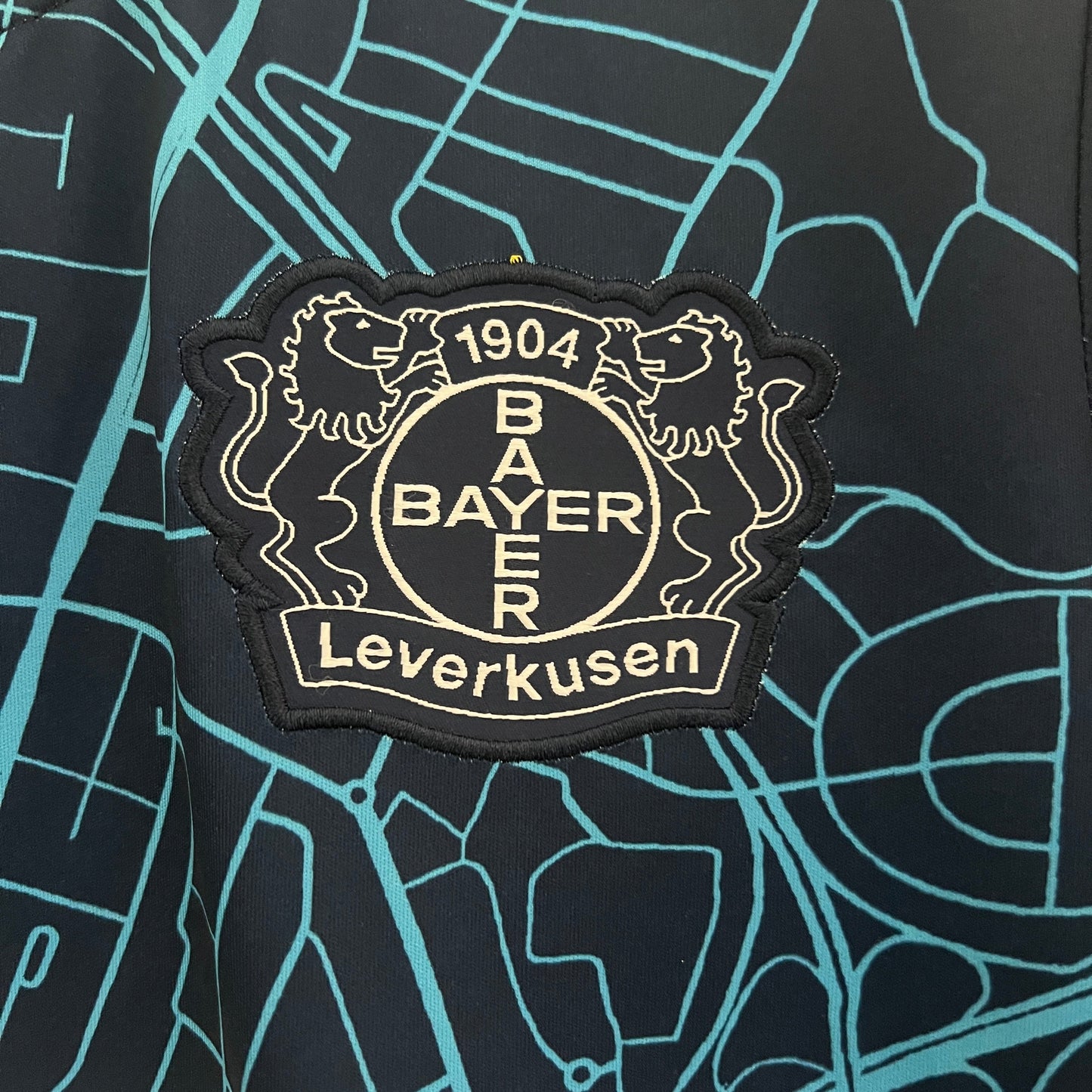 Camiseta Conceptual Bayer 04 Leverkusen 2024/2025