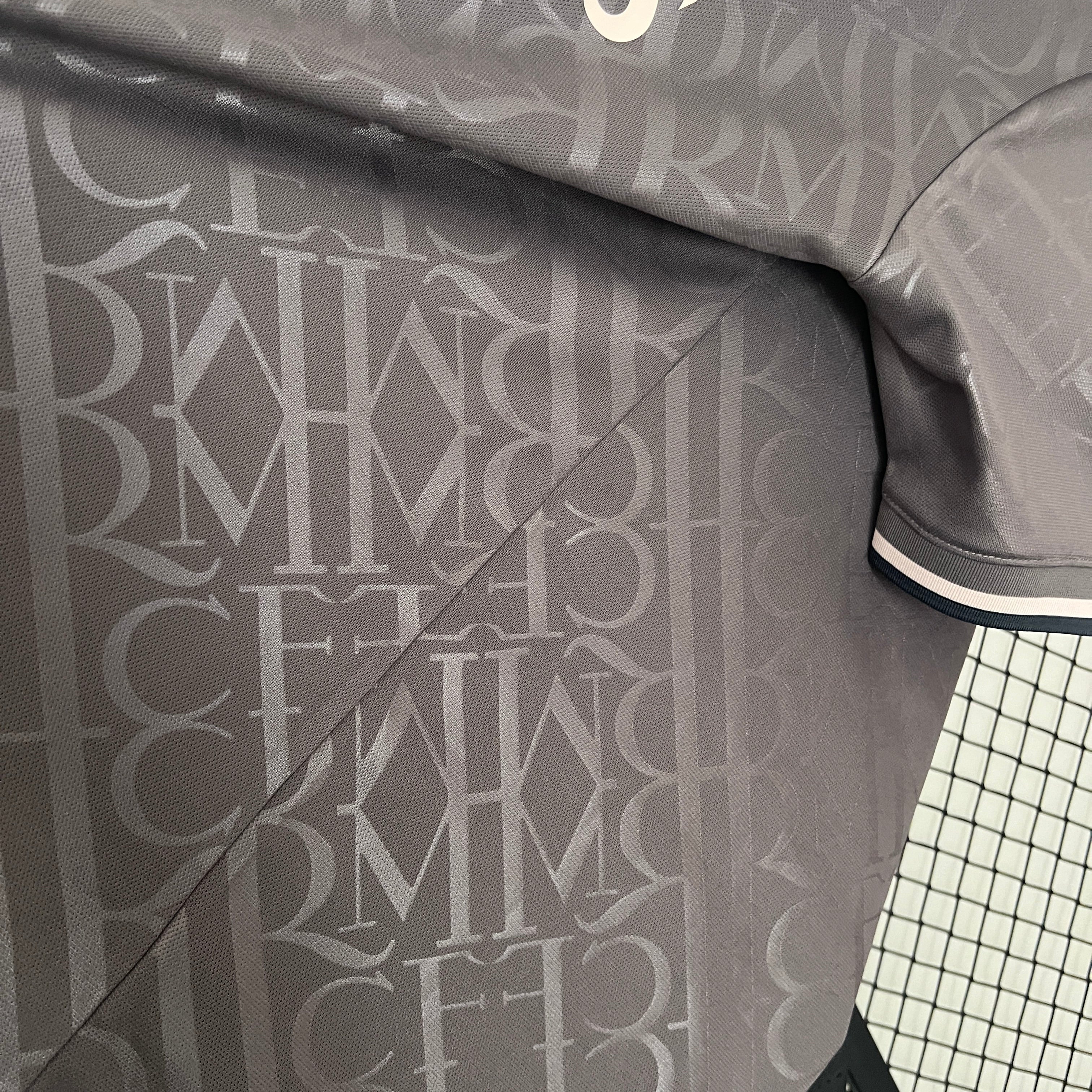 Terza maglia del Real Madrid 2024/2025