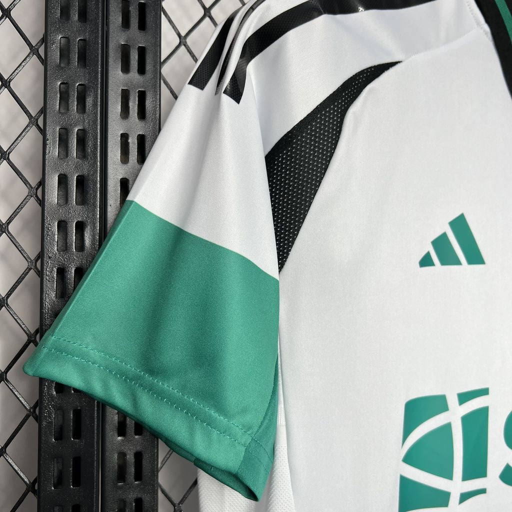 Terza maglia Newcastle 2024/2025