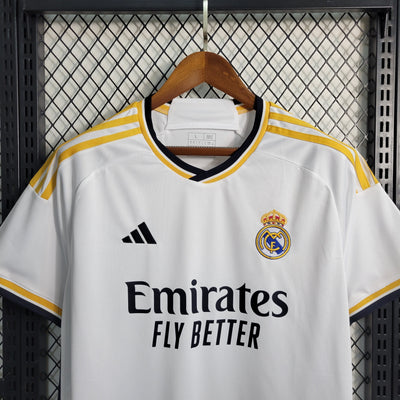 Maglia casalinga del Real Madrid 2023 2024