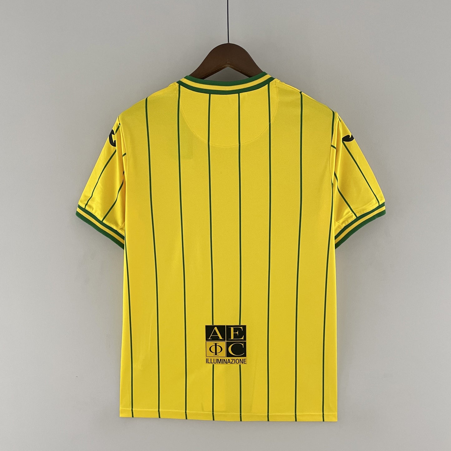 Camiseta local Norwich 2022/23