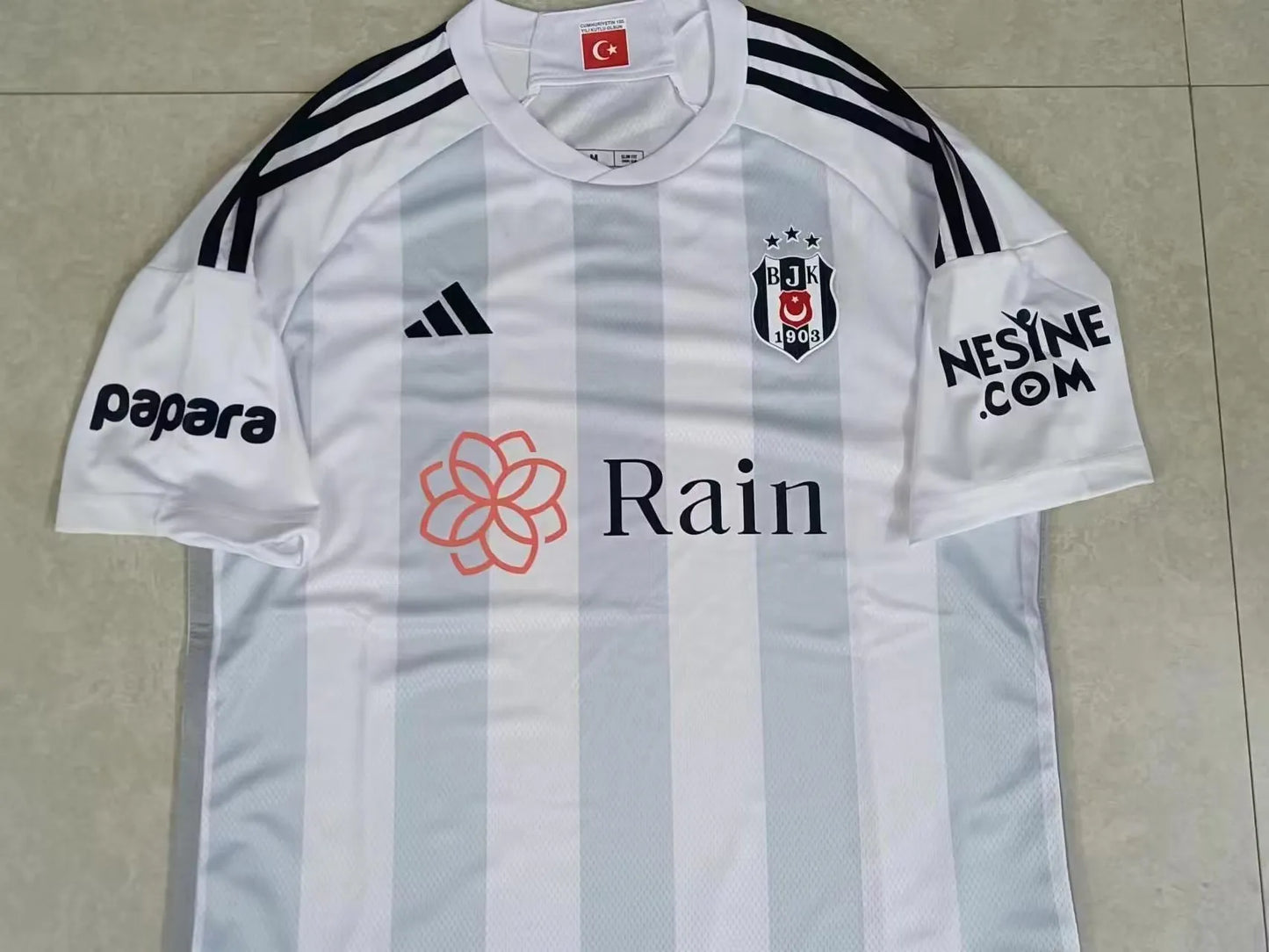 Camiseta Beşiktaş 2023 2024 local