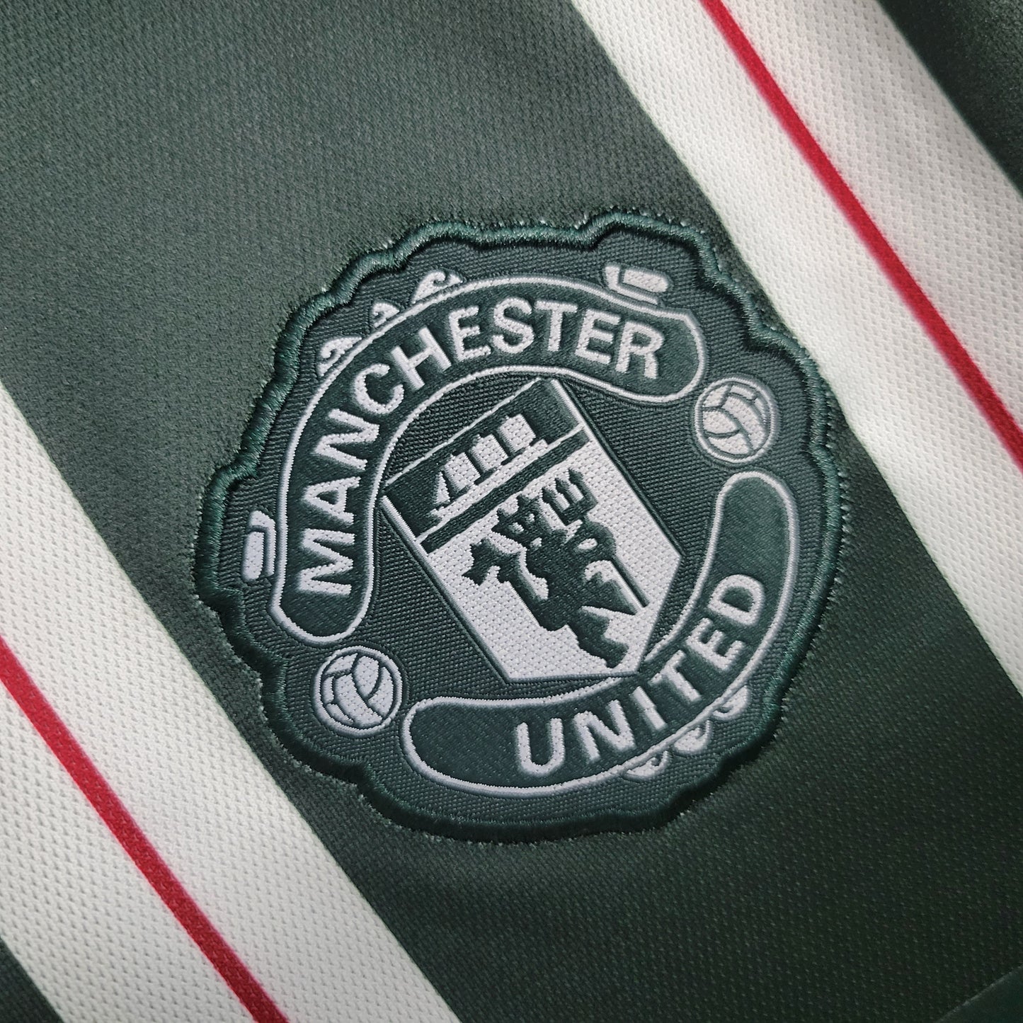 Camiseta Manchester United segunda 2023 2024 manga larga