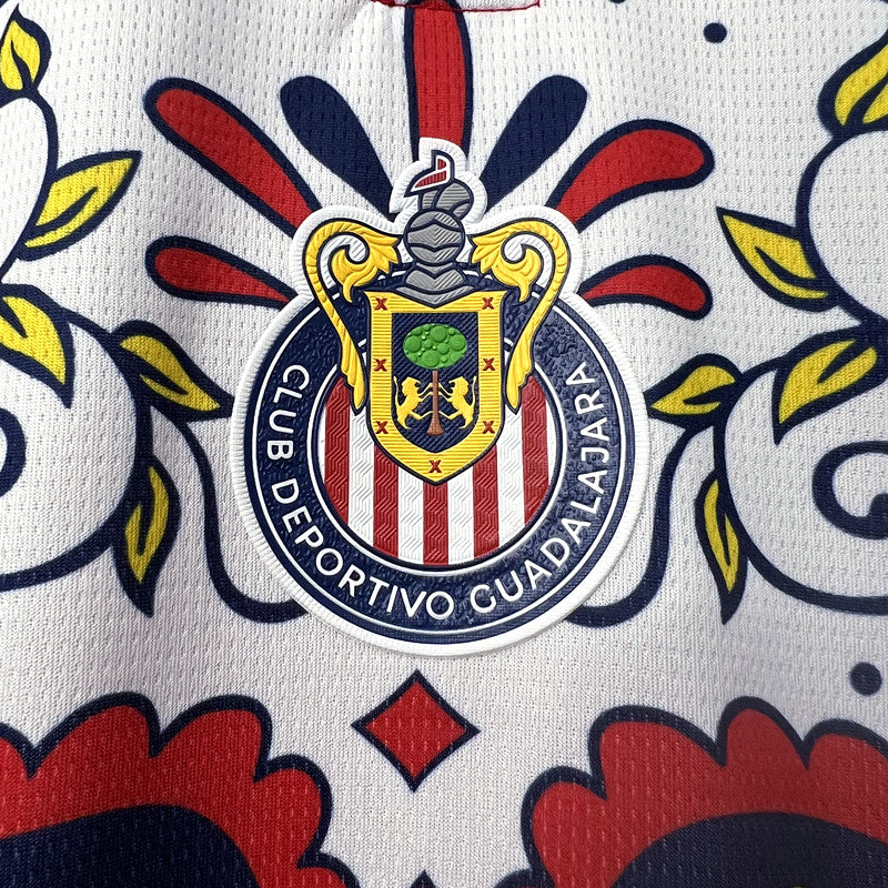 Chivas maillot foot Halloween edition 2023 2024