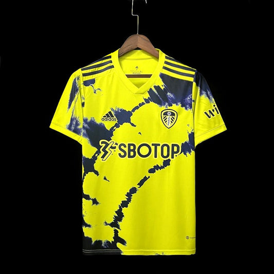 Camiseta de visitante del Leeds 2022/23