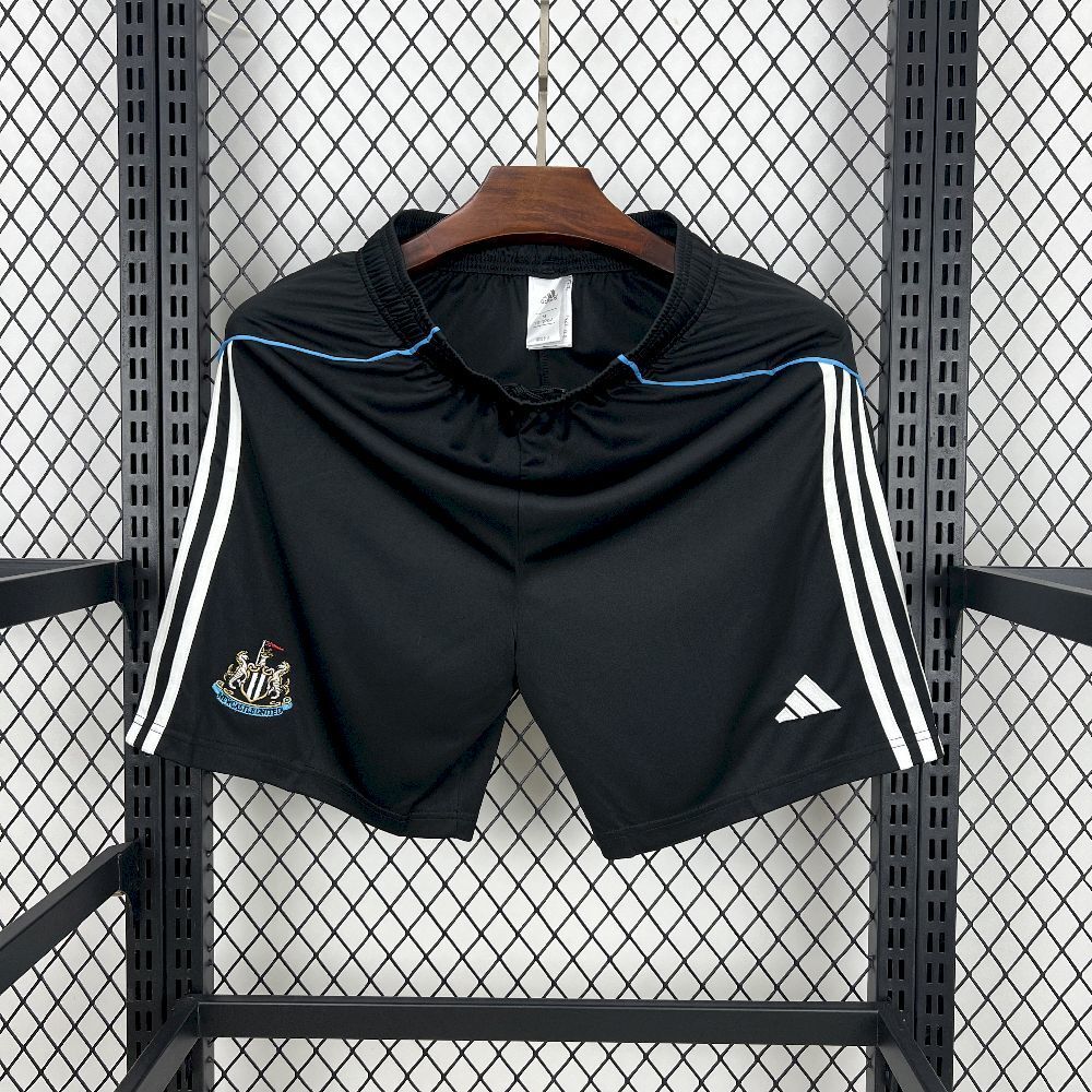 Short Newcastle Domicile 2025/26